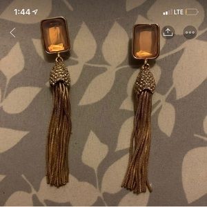 Dangling light pink diamond earrings with gold